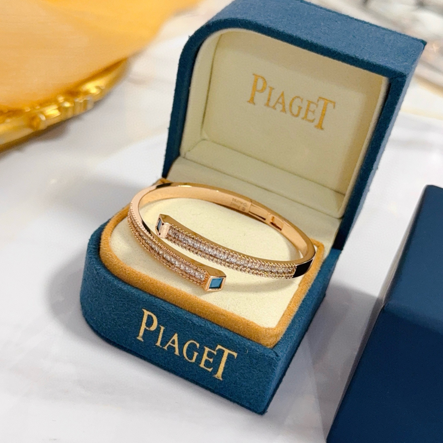 Piaget Possession bracelet rose gold clear diamond turquoise 17cm inner circumference