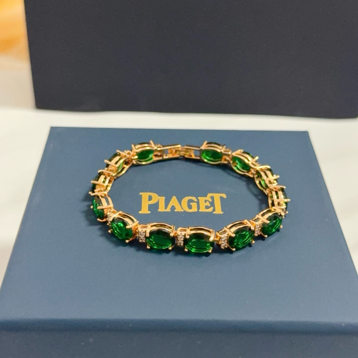 Piaget Oval Green Gemstone Line Bracelet bracelet 18k rose gold vivid green oval gemstones colorless accent diamonds 18cm