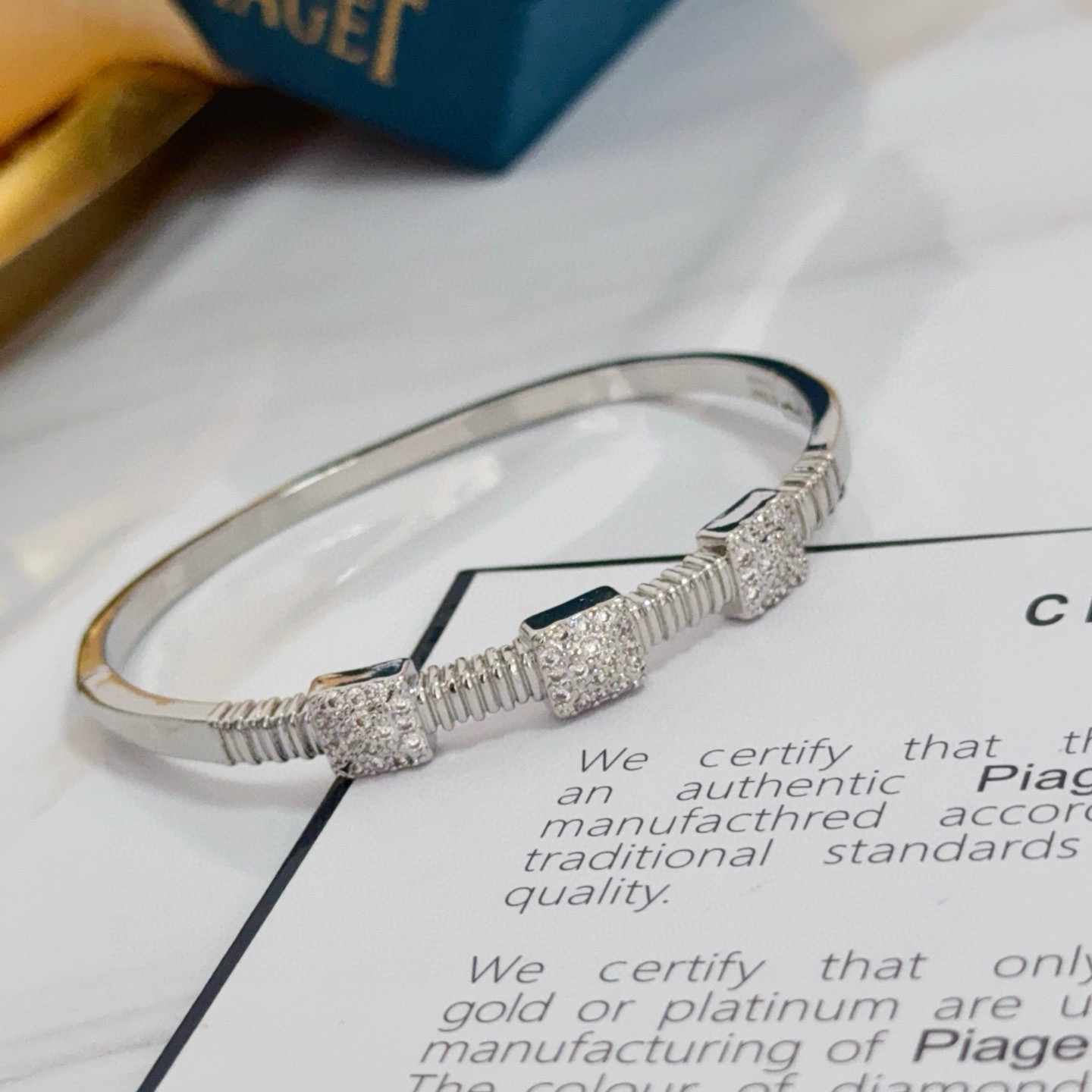 Piaget Possession bracelet silver-toned white gold with clear pave diamonds 17cm inner circumference