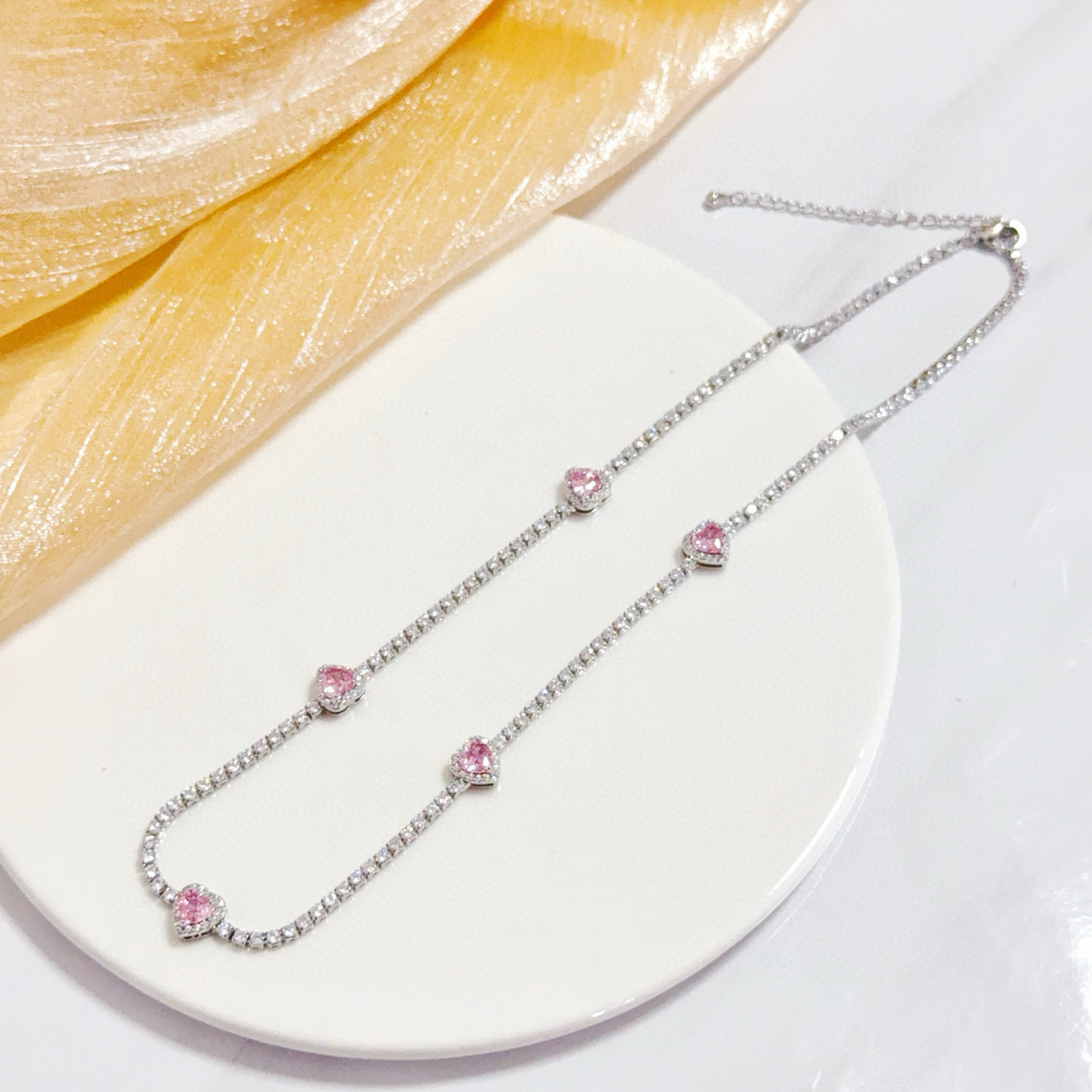 Piaget Heart Diamond Tennis Bracelet bracelet Silver-toned white gold with clear diamonds and pink heart-shaped gemstones 17cm