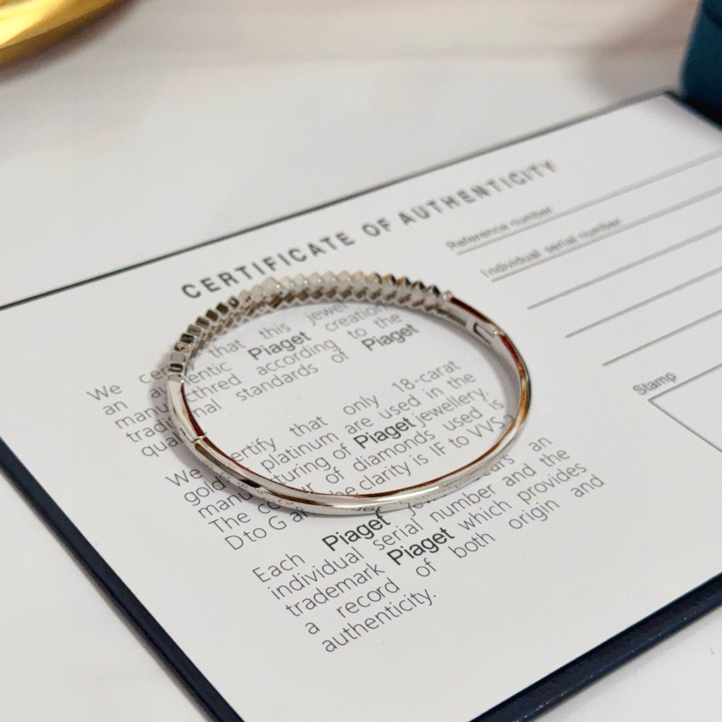 Piaget Possession bracelet 18k white gold with clear pave diamonds 17cm inner circumference