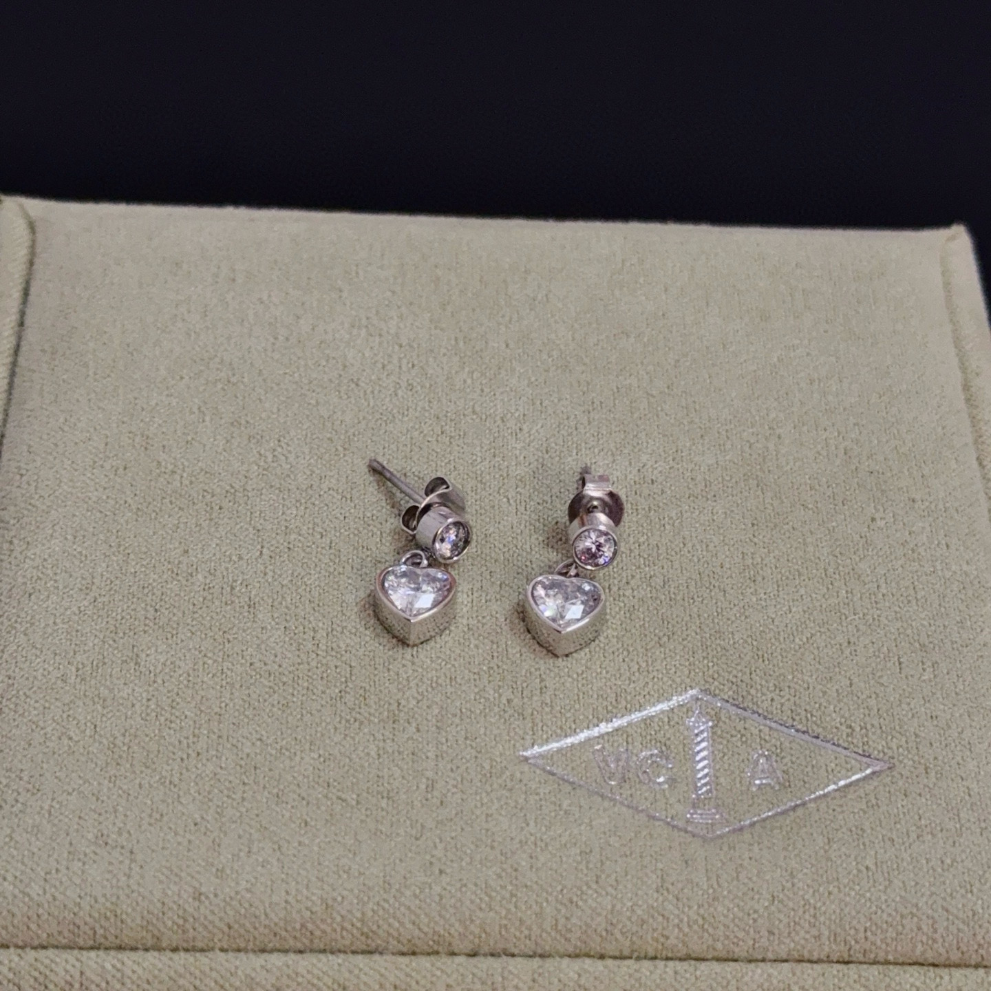 Van Cleef Arpels Heart Drop Diamond Earrings earrings silver-toned white gold metal with clear faceted diamond stones 1 2cm drop length