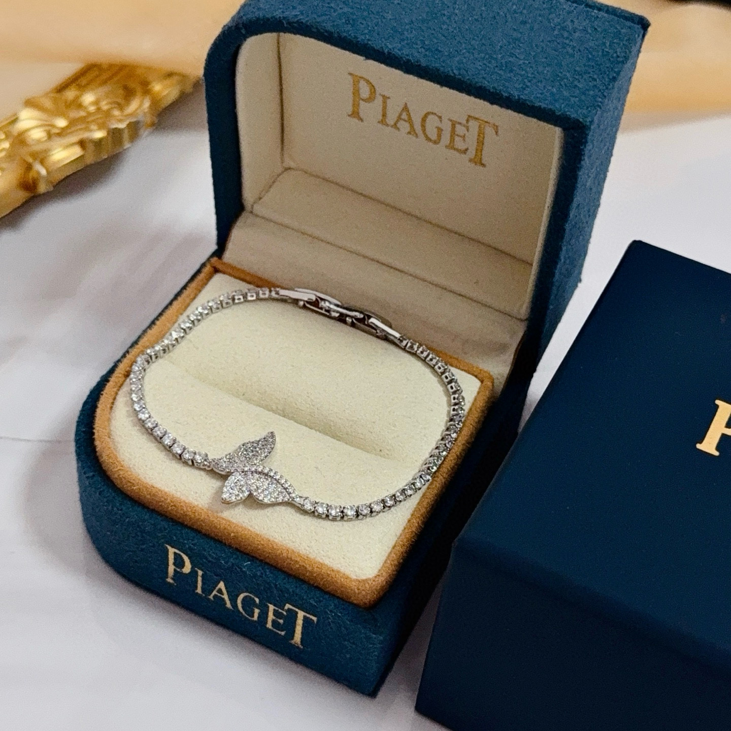 Piaget Butterfly Diamond Tennis Bracelet bracelet White gold with clear diamonds 17cm