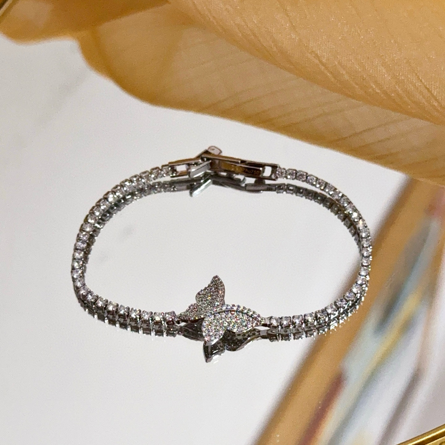Piaget Butterfly Diamond Tennis Bracelet bracelet White gold with clear diamonds 17cm