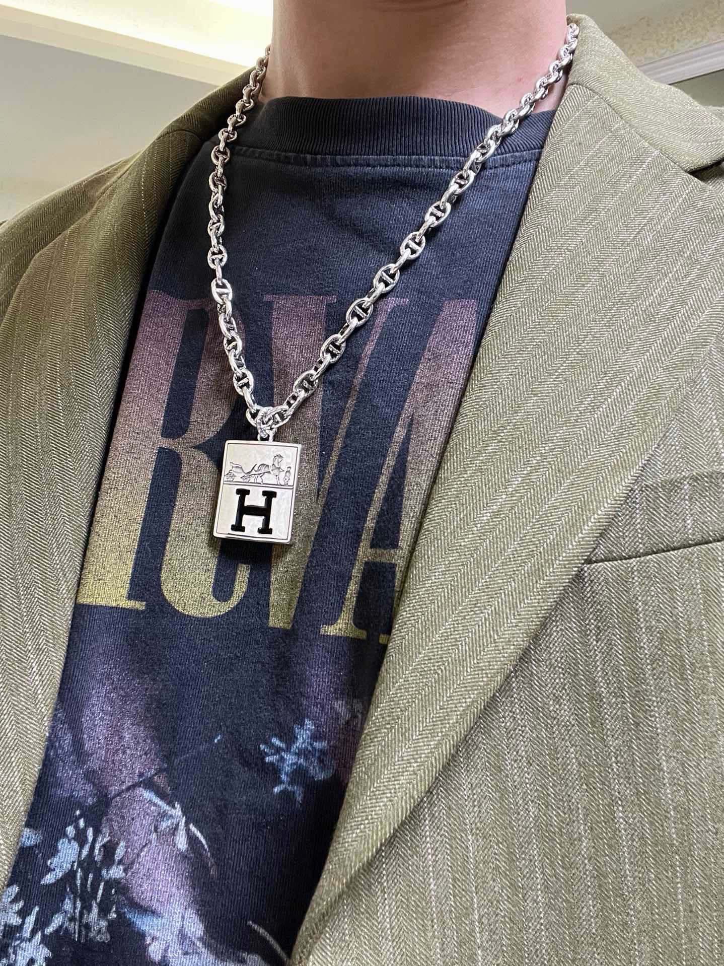 Collana Hermes Chaine d Ancre H Square con pendente in metallo color argento invecchiato 60 cm