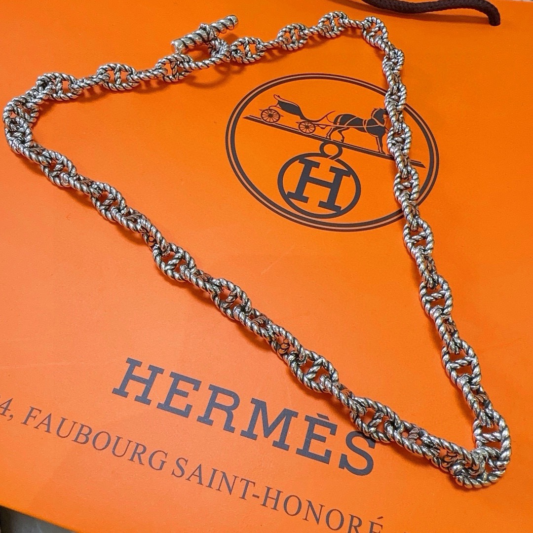 Collana Hermes Torino Twisted Chain Metallo argentato antico senza pietre preziose 60 cm