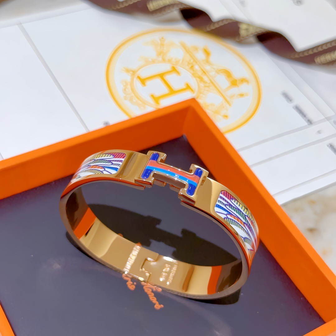 Bracciale Hermes Clic H Metallo placcato oro rosa con smalto stampato multicolor blu rosso arancione viola verde bianco PM circonferenza 17cm