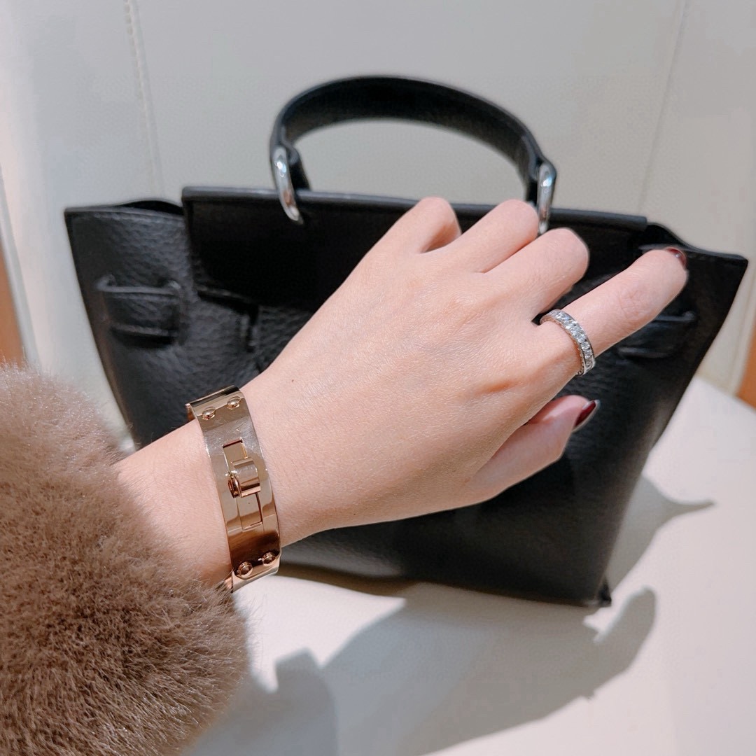 Pulsera Hermes Kelly oro rosa 17cm