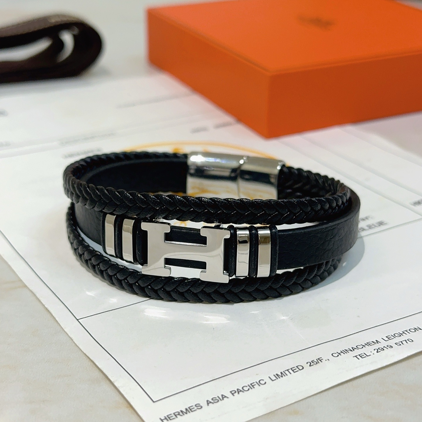 Bracciale Hermes New Anger Forest H Logo Bracciale in pelle intrecciata Pelle intrecciata nera Hardware in metallo placcato palladio argentato 19 cm