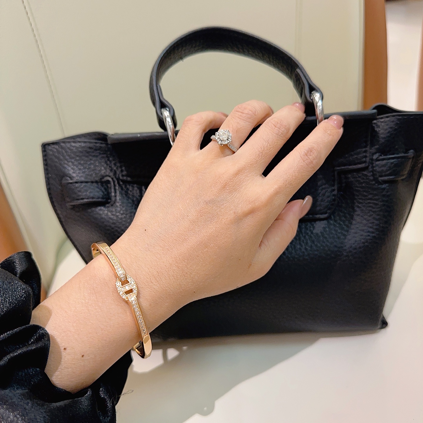 Pulsera Hermes Clic H Chaine d Ancre Oro amarillo con detalles de diamantes transparentes 17 cm