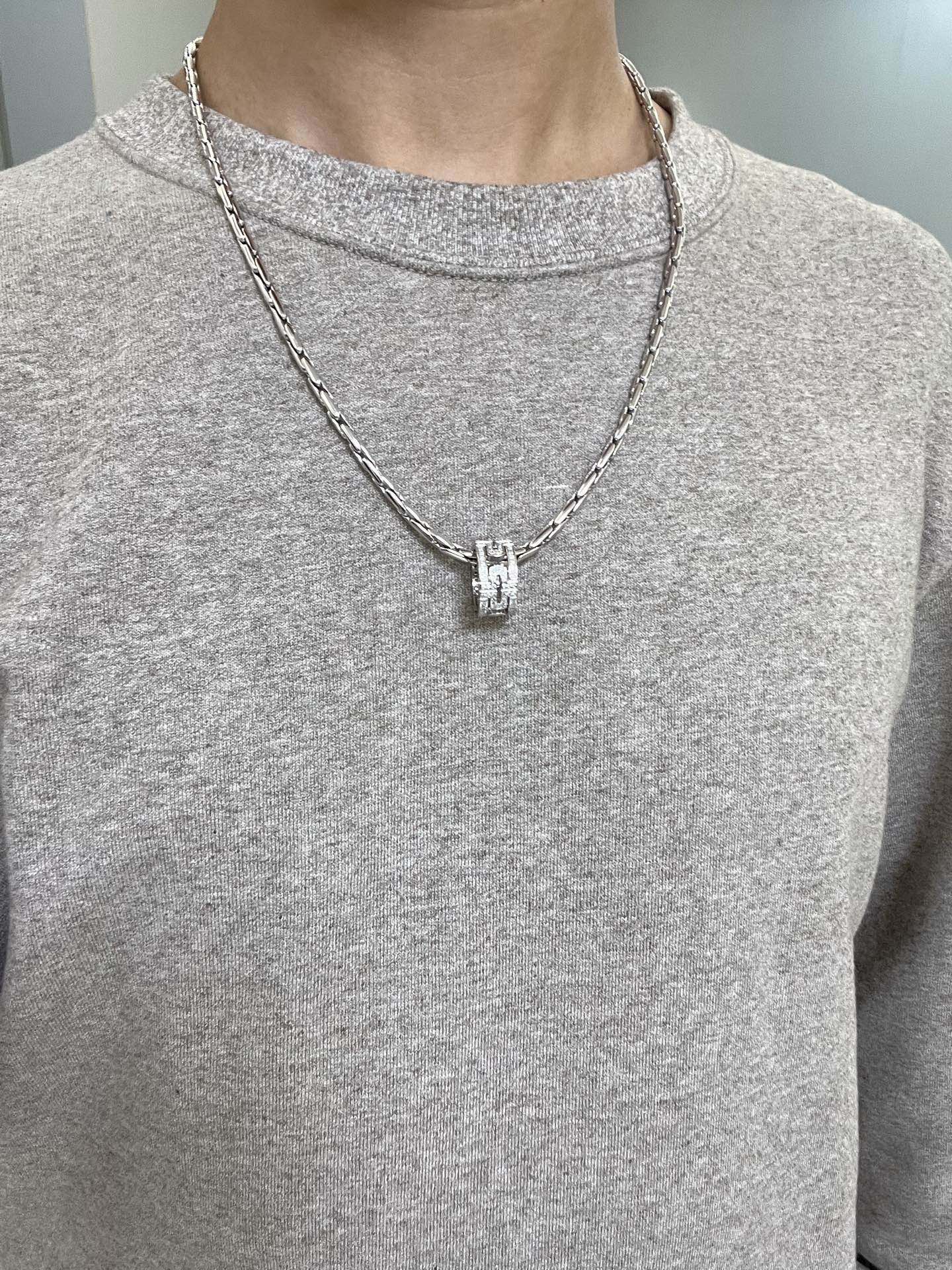 Bvlgari Parentesi necklace silver-toned white gold with pave set clear diamonds 50cm