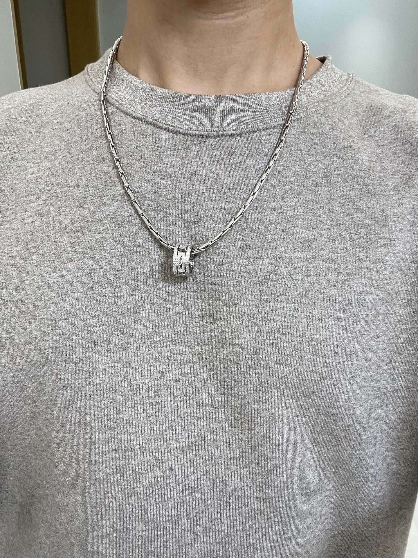 Bvlgari Parentesi necklace silver-toned white gold with pave set clear diamonds 50cm
