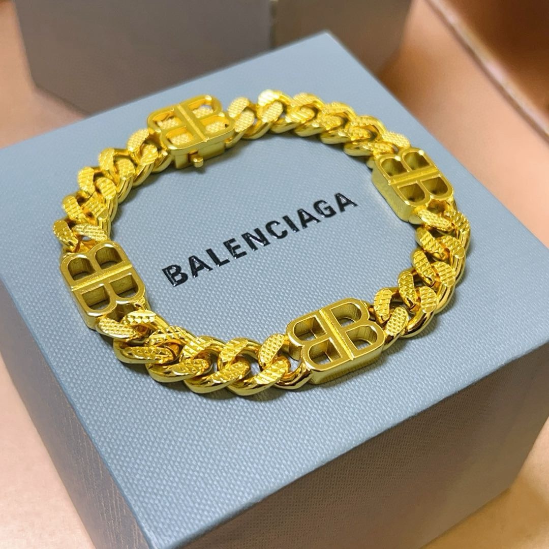 Luxury necklace 24cm