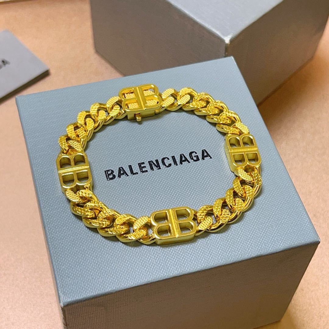 Luxury necklace 24cm