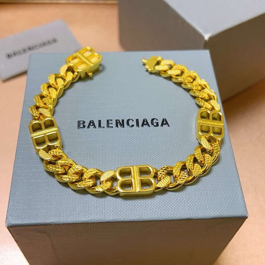 Luxury necklace 24cm