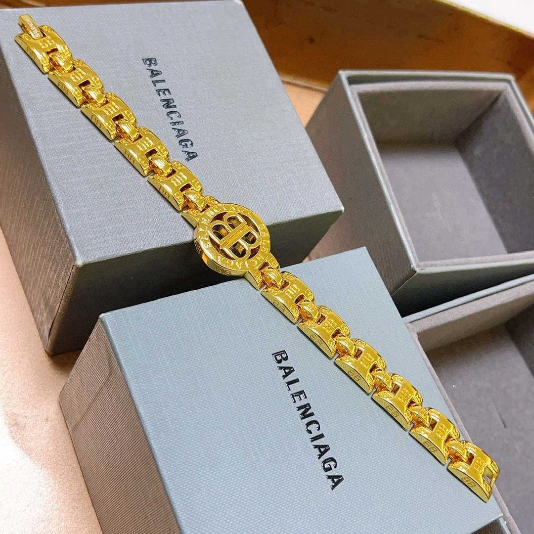 Luxury necklace 24cm