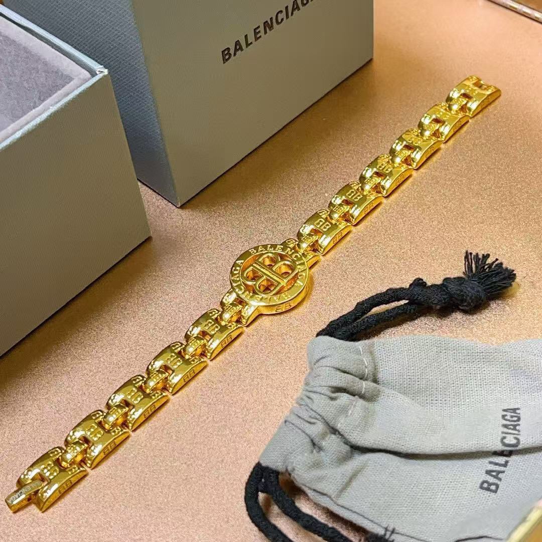 Luxury necklace 24cm