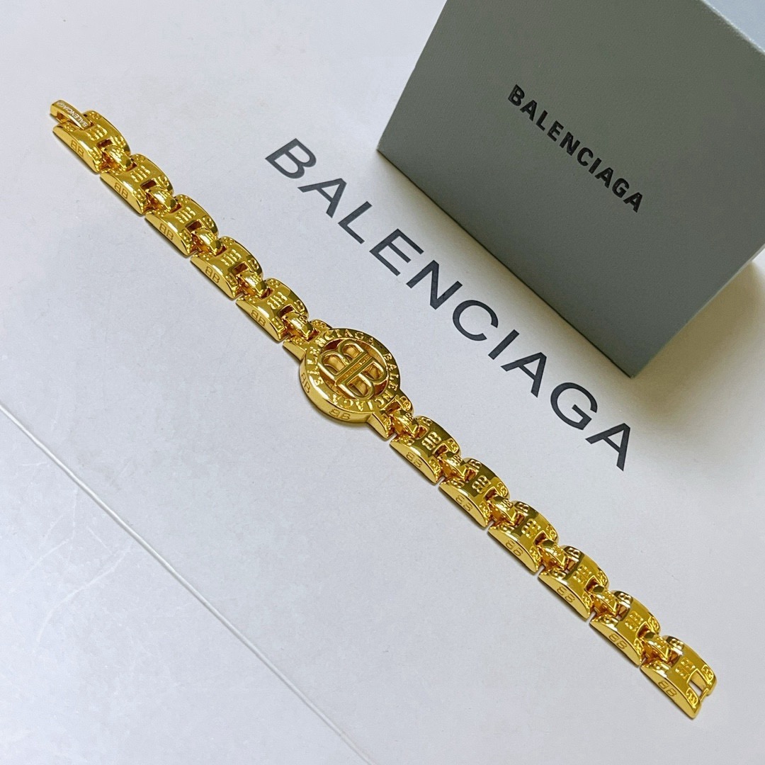 Luxury necklace 24cm