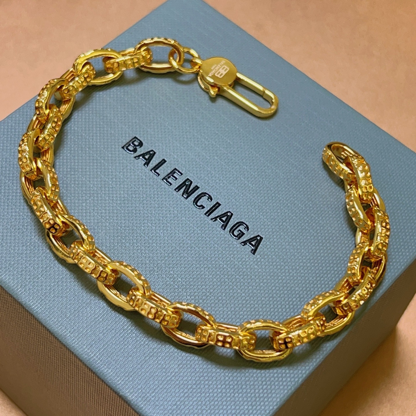 Luxury necklace 24cm