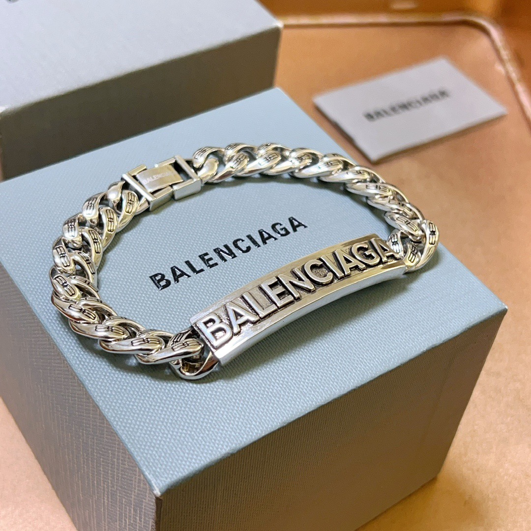 Luxury necklace 24cm