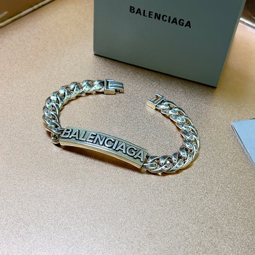 Luxury necklace 24cm