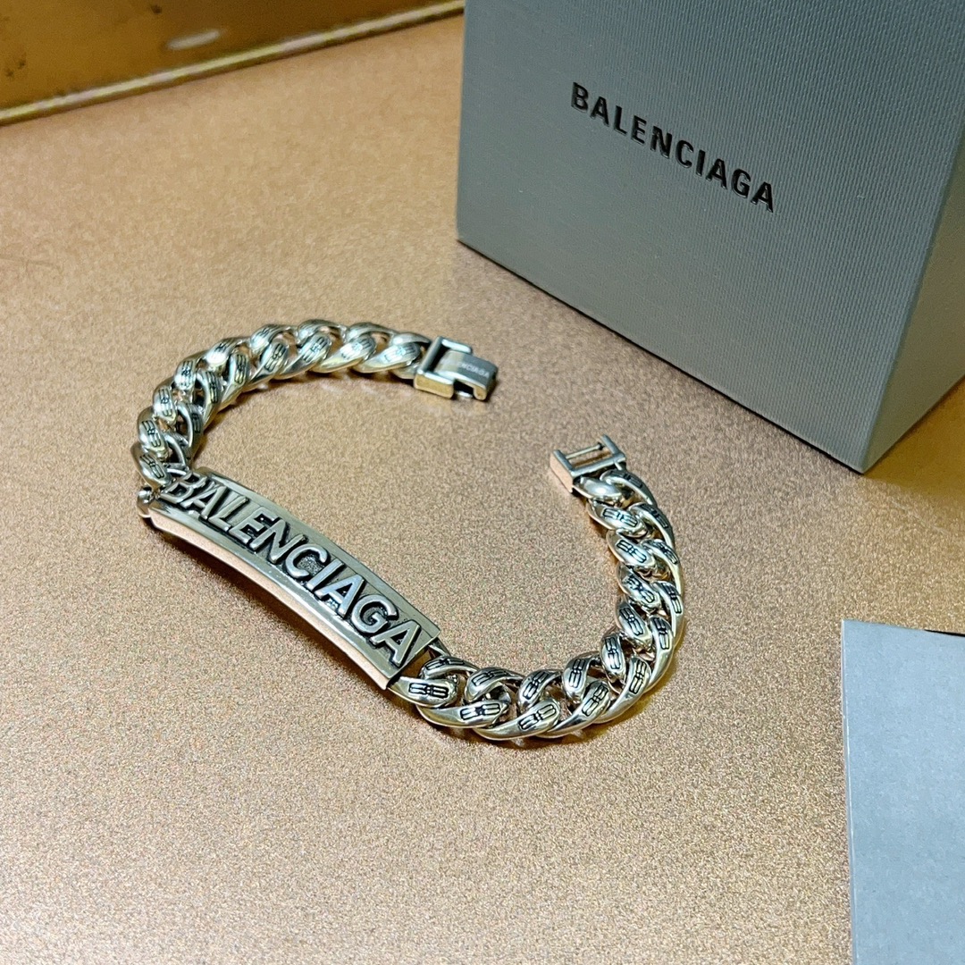 Luxury necklace 24cm