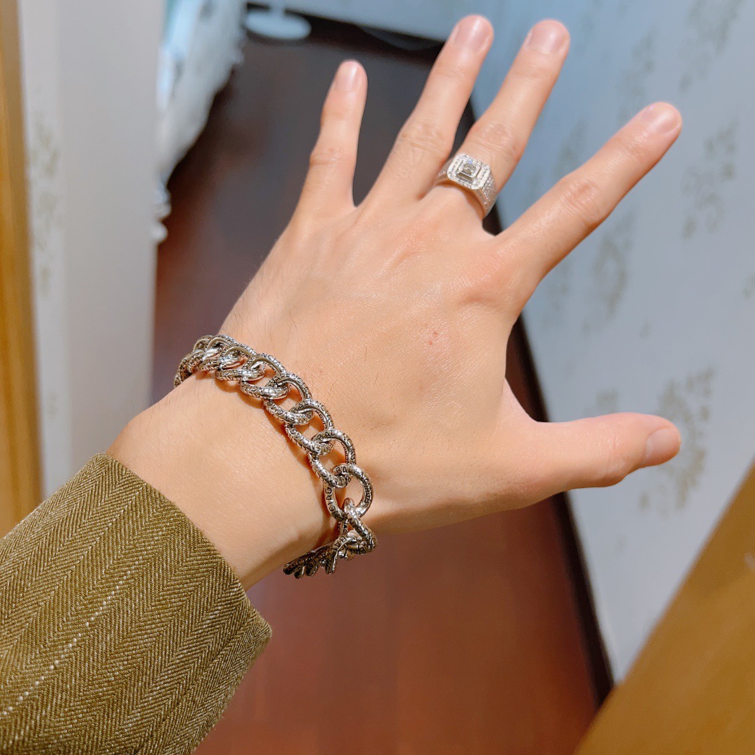 Luxury necklace 22cm