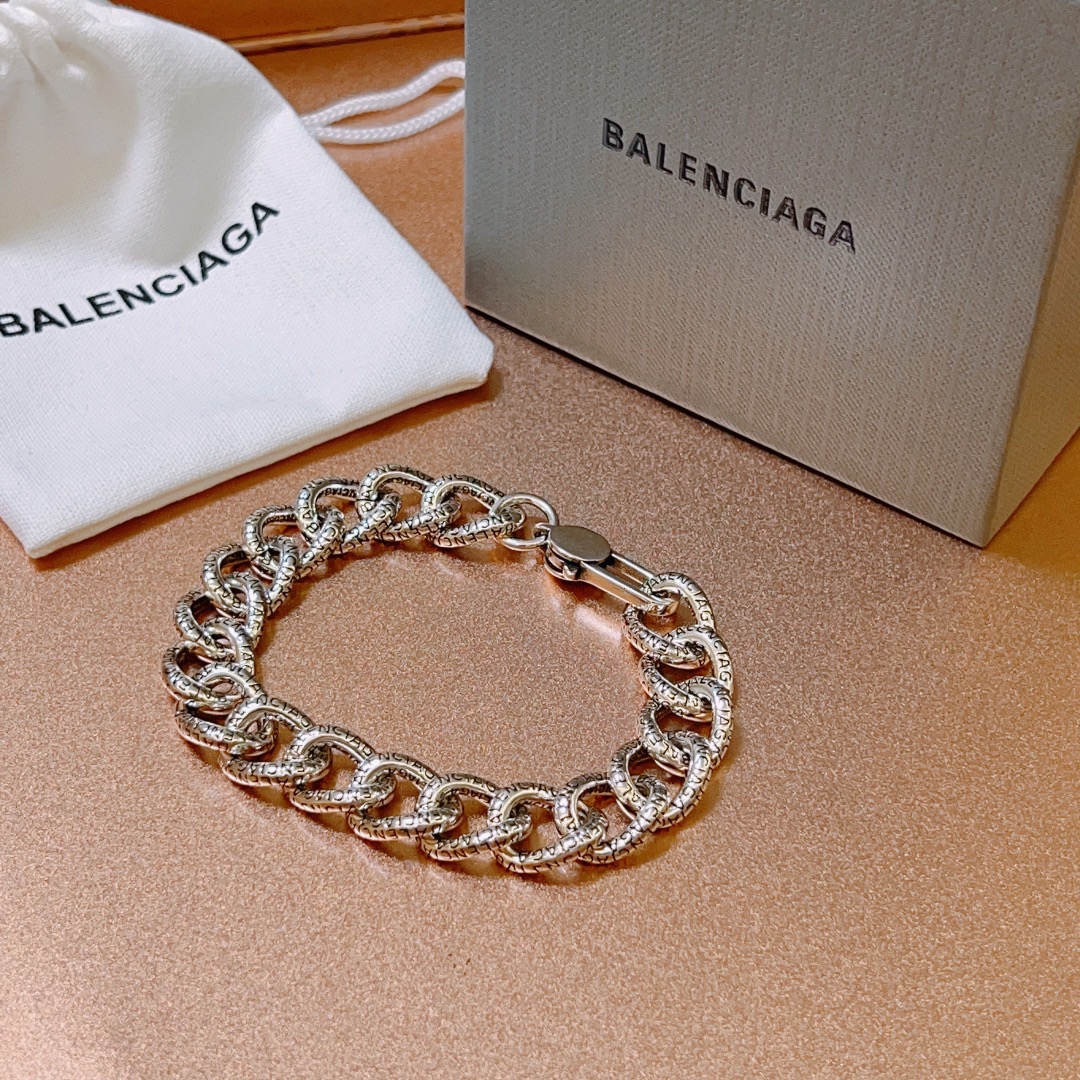 Luxury necklace 22cm