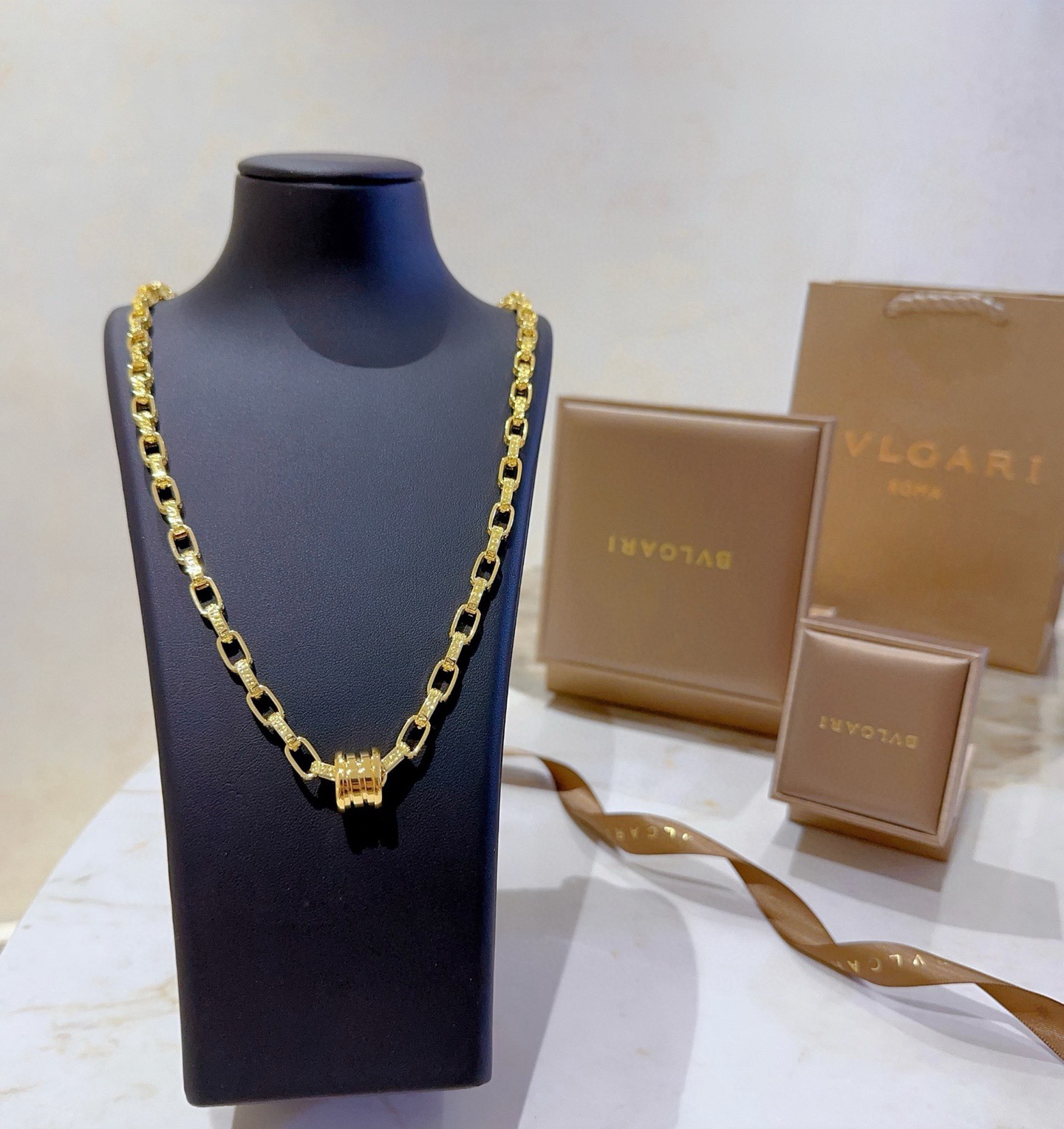 Bvlgari B zero1 necklace 18k yellow gold 45cm