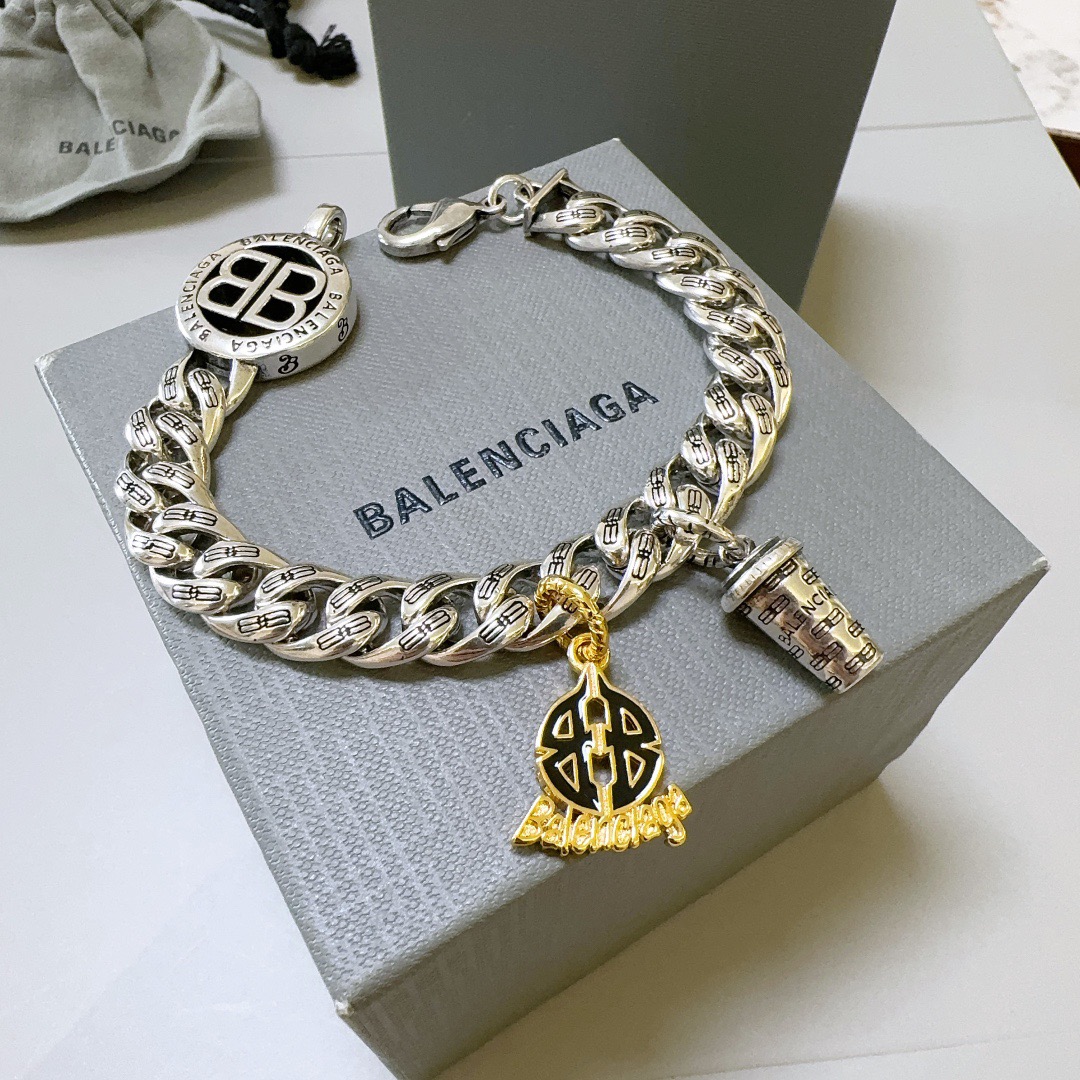 Luxury necklace 24cm