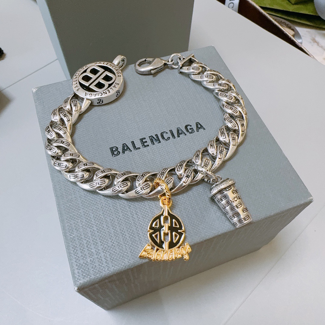 Luxury necklace 24cm