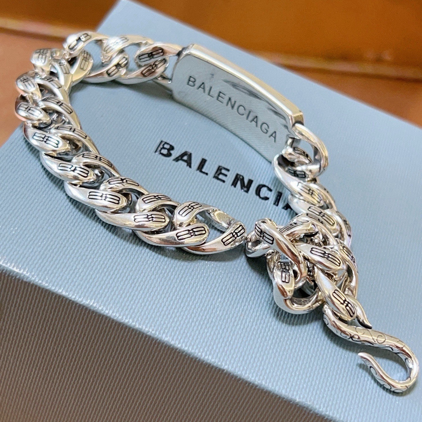 Luxury necklace 24cm