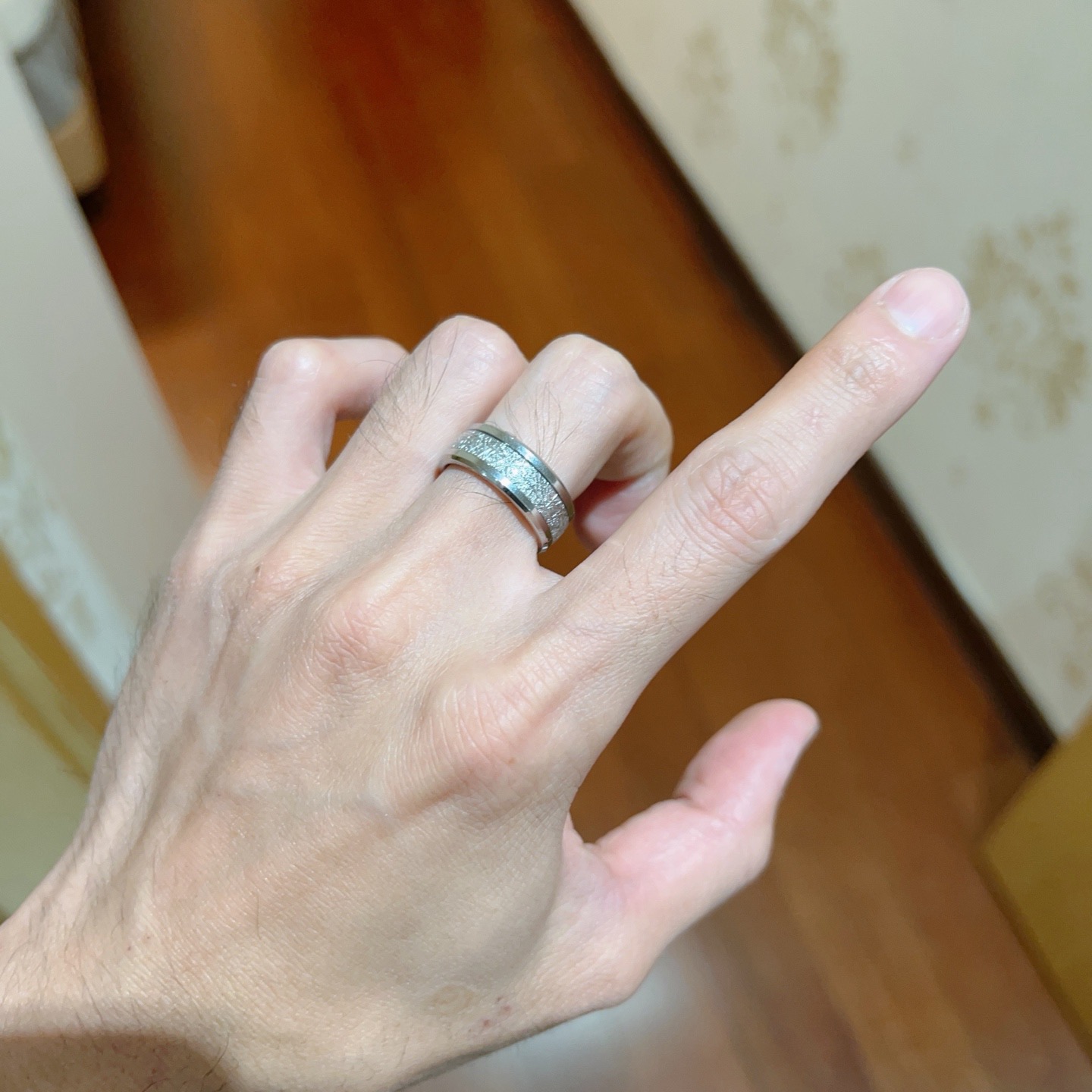 Bvlgari B zero1 ring silver white gold with diamond-paved textured band 10