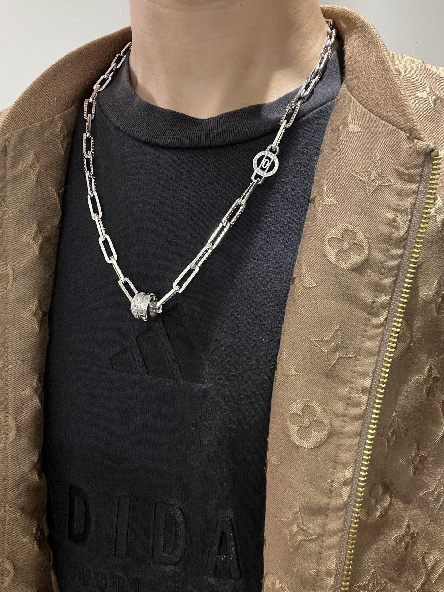 Bvlgari B zero1 necklace silver-toned white gold with pave diamonds 50cm