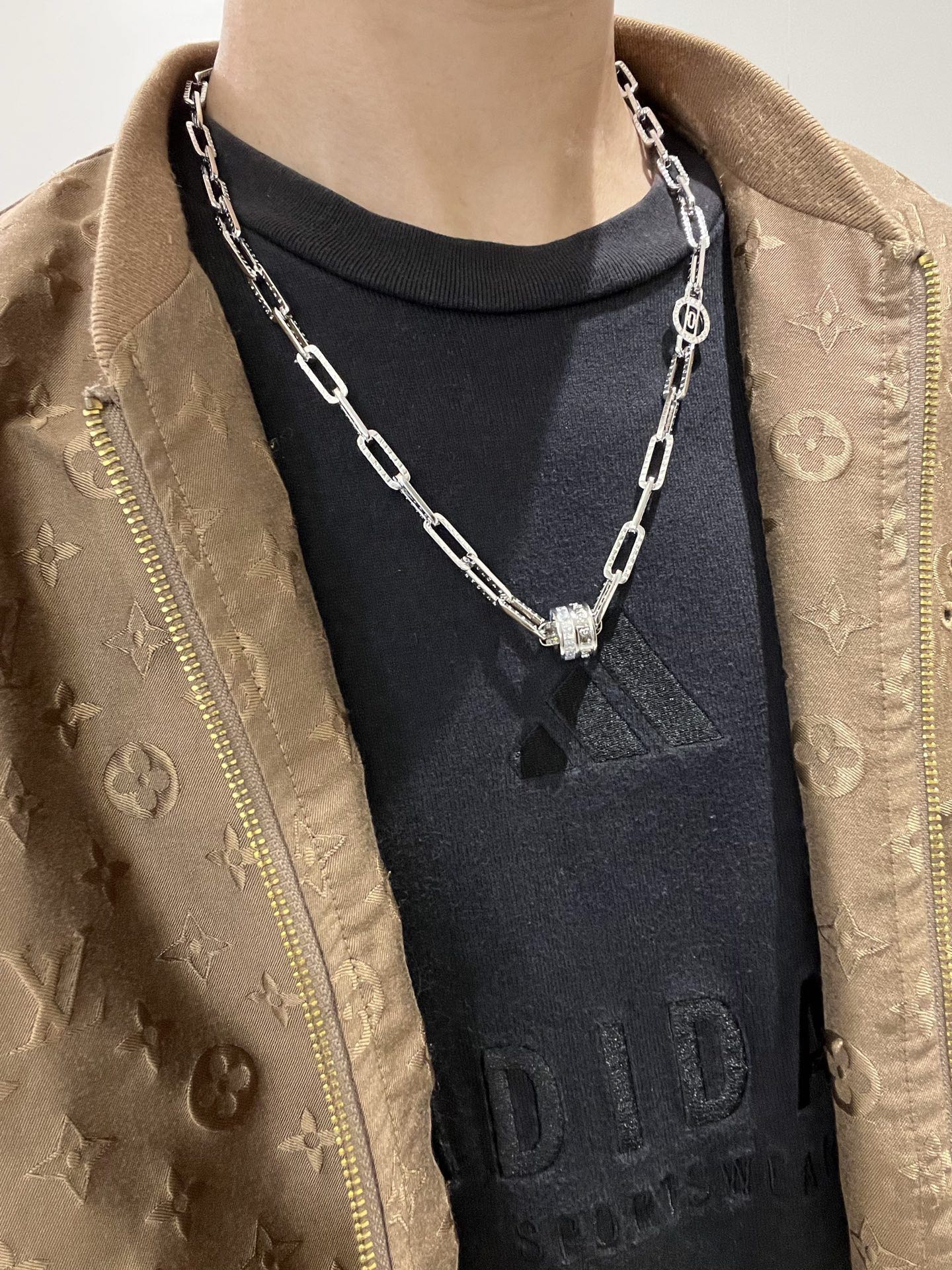 Bvlgari B zero1 necklace silver-toned white gold with pave diamonds 50cm