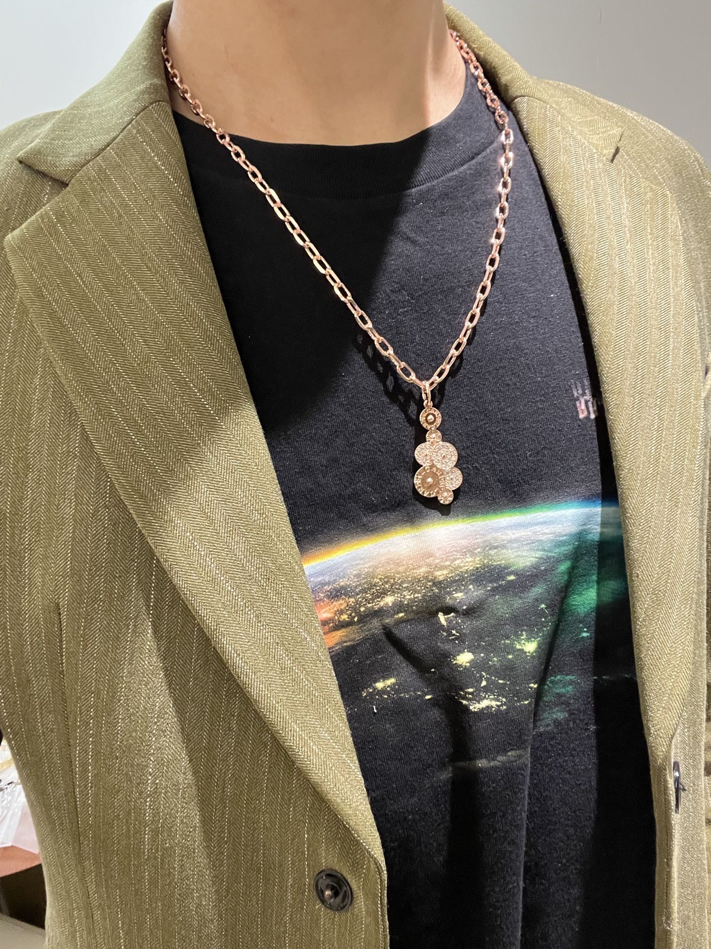 Bvlgari DIVAS DREAM necklace Rose gold with clear pave diamonds 45cm
