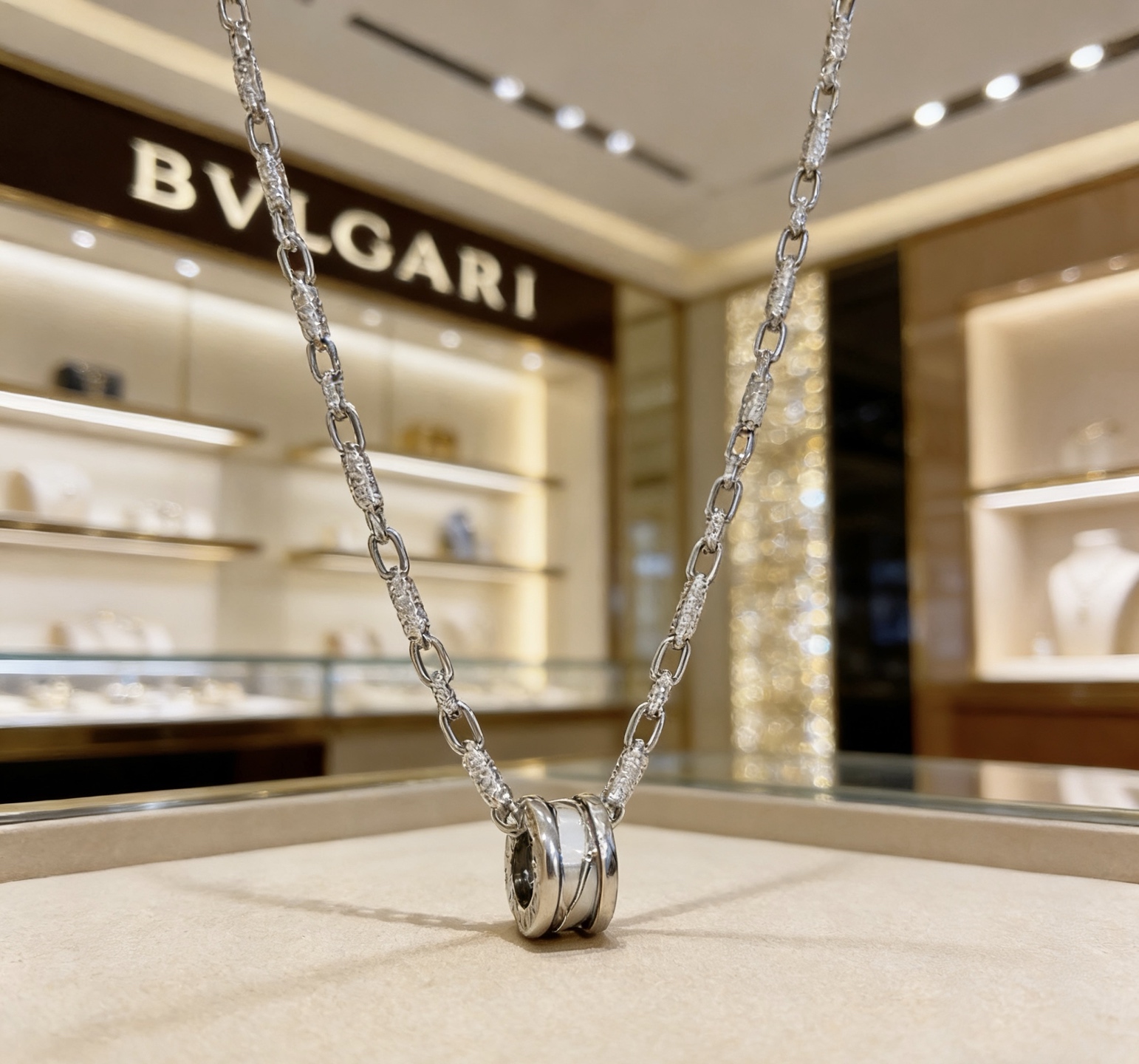 Bvlgari B zero1 necklace Silver-toned metal with white ceramic accents 60cm