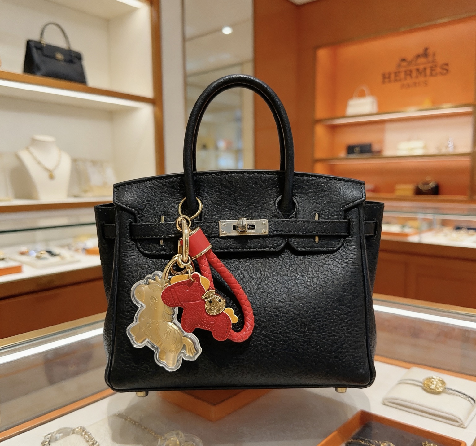 Ciondolo Hermes in oro rosso 12 cm