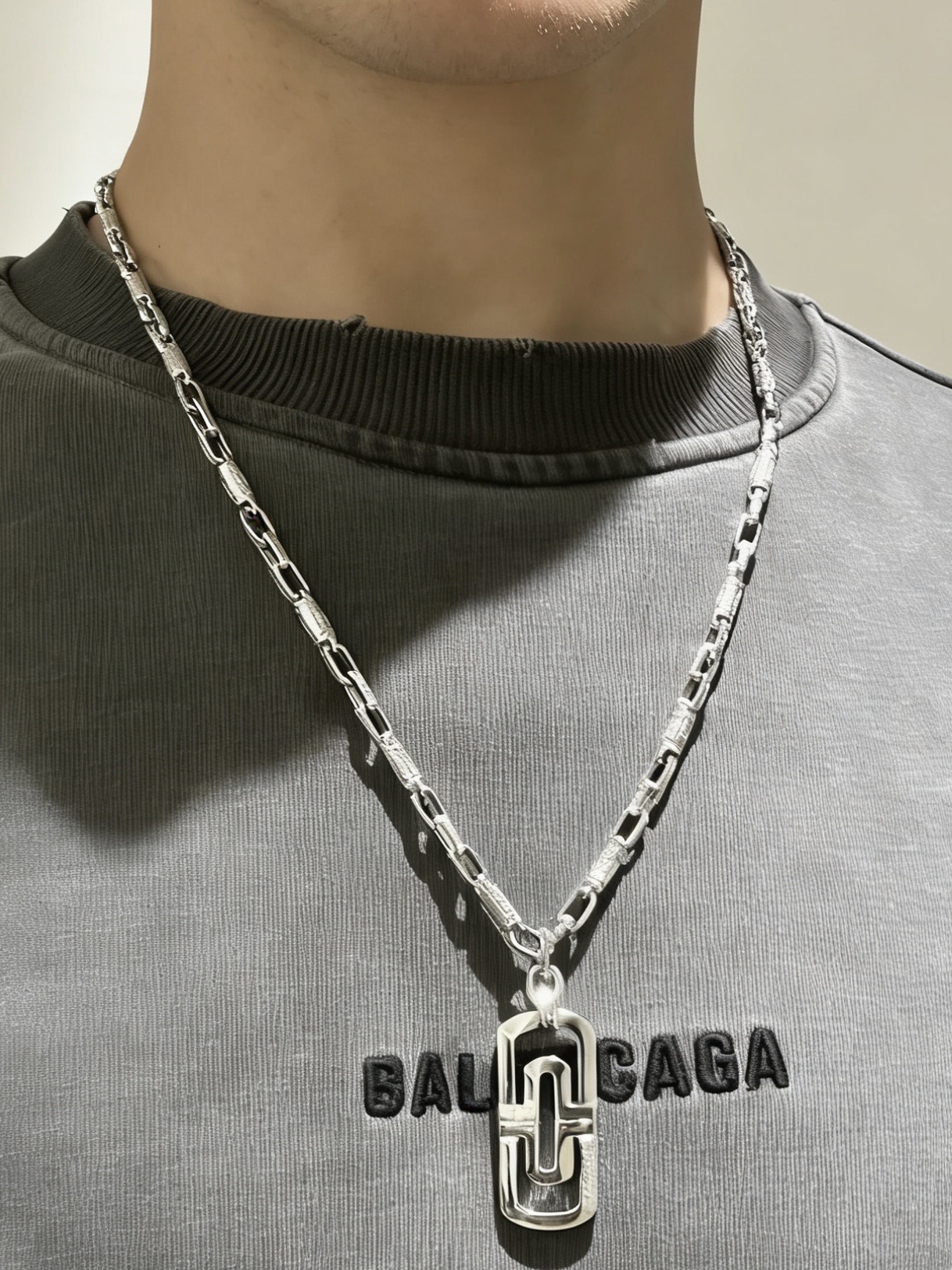 Bvlgari Bvlgari V necklace silver-toned metal 60cm