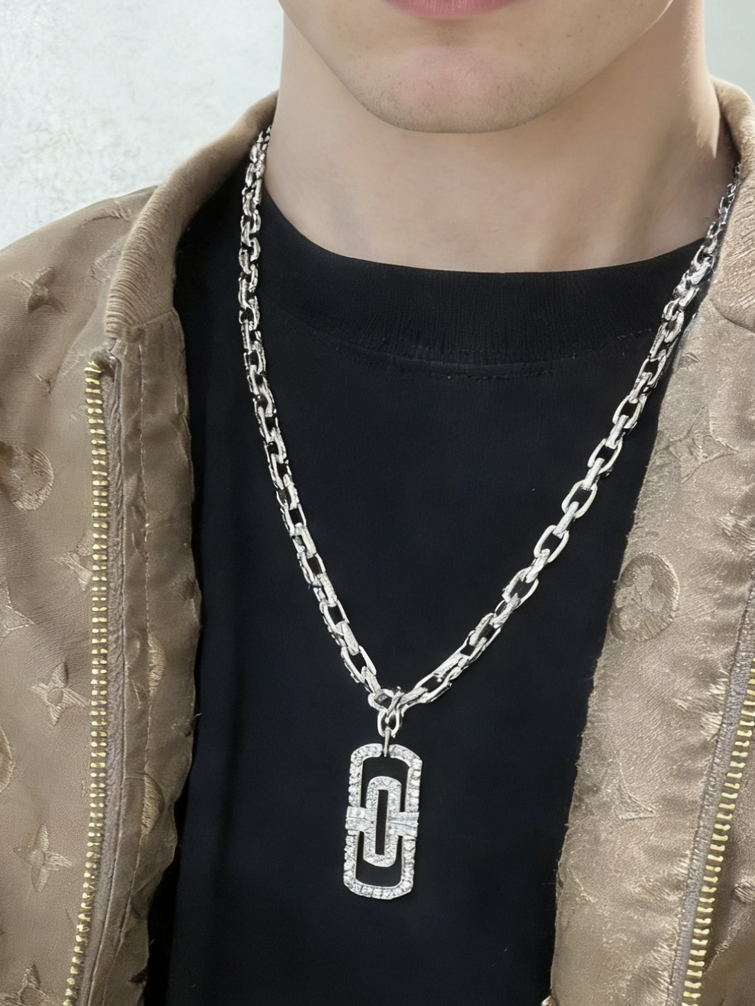 Bvlgari Parentesi necklace silver-toned metal with clear diamond pave accents 60cm