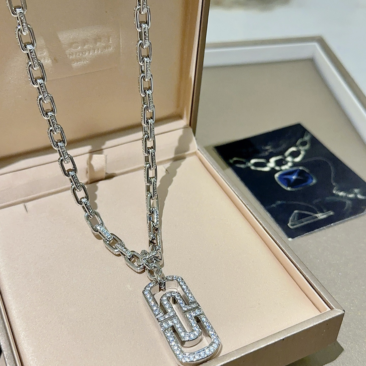 Bvlgari Parentesi necklace silver-toned metal with clear diamond pave accents 60cm