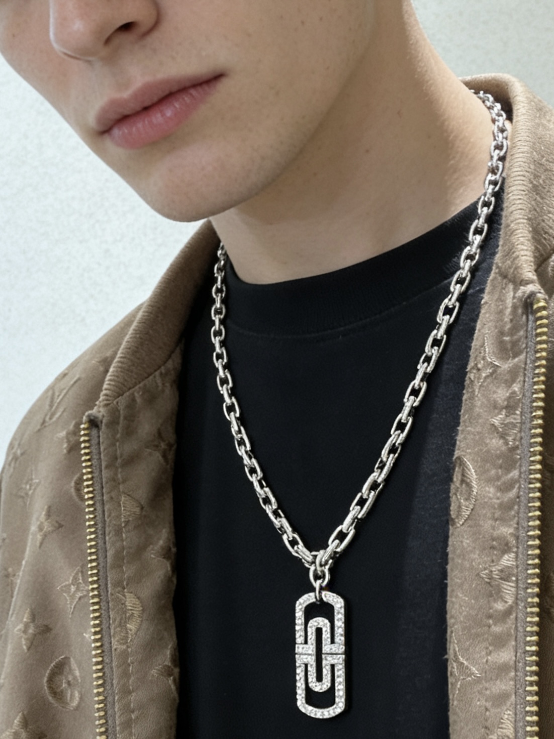 Bvlgari Parentesi necklace silver-toned metal with clear diamond pave accents 60cm