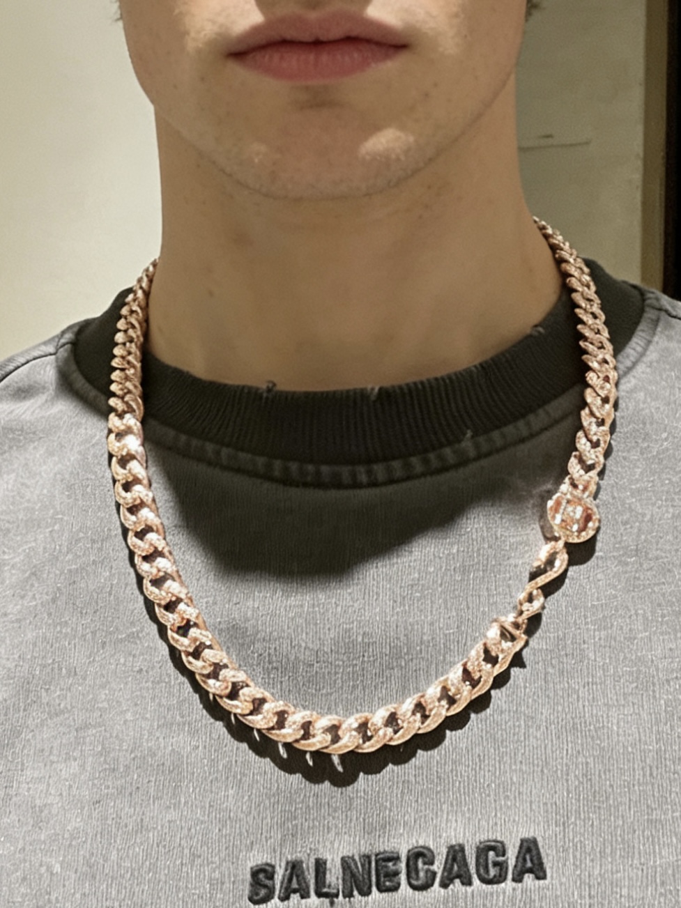 Bvlgari DIVAS DREAM necklace 18K rose gold with diamond accents 60