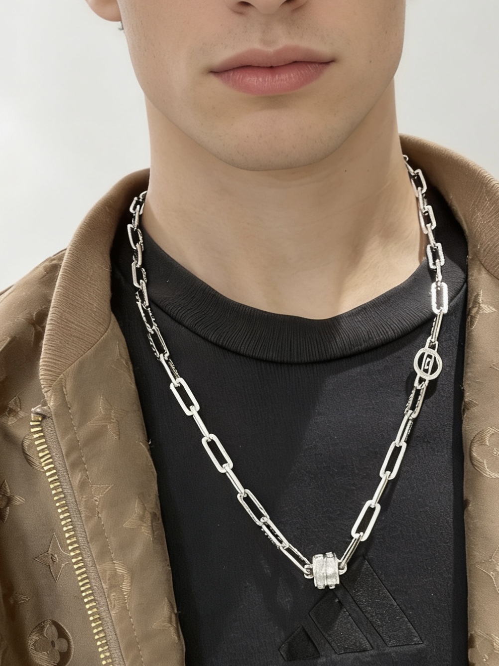 Bvlgari B zero1 necklace silver-toned metal with clear pave diamond accents 60cm