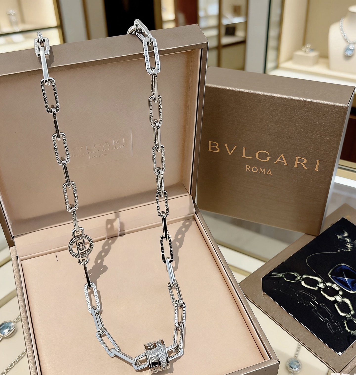 Bvlgari B zero1 necklace silver-toned metal with clear pave diamond accents 60cm