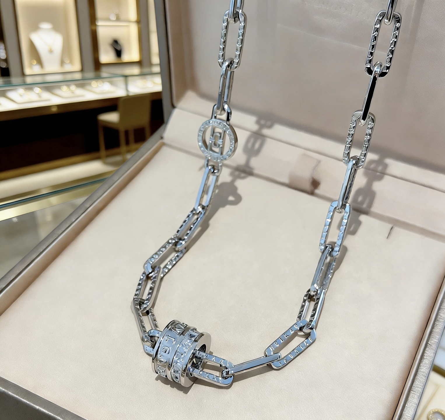 Bvlgari B zero1 necklace silver-toned metal with clear pave diamond accents 60cm