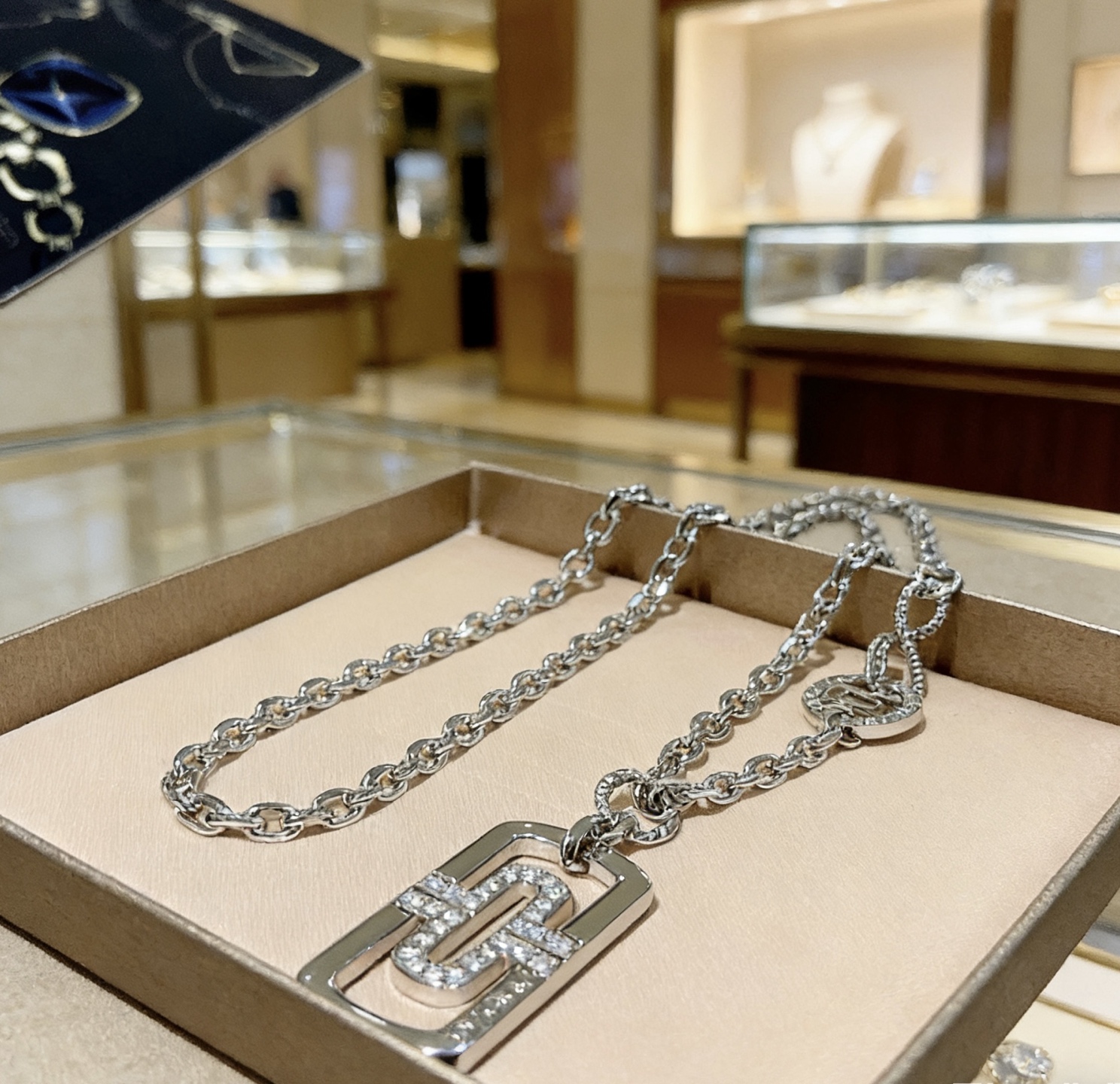 Bvlgari Parentesi necklace silver-toned metal with clear diamond accents 60cm