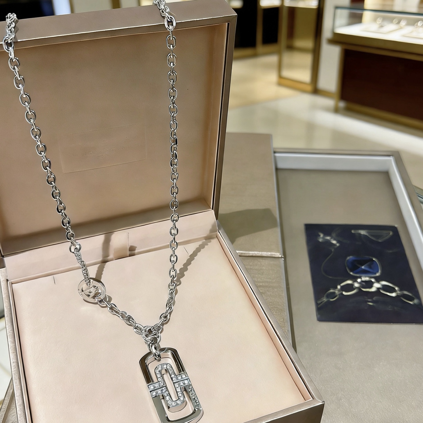 Bvlgari Parentesi necklace silver-toned metal with clear diamond accents 60cm