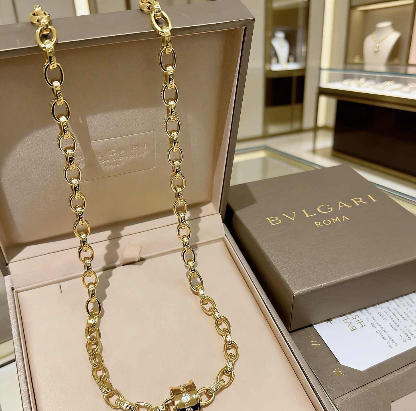 Bvlgari B zero1 necklace 18k yellow gold with clear diamond accents 45cm