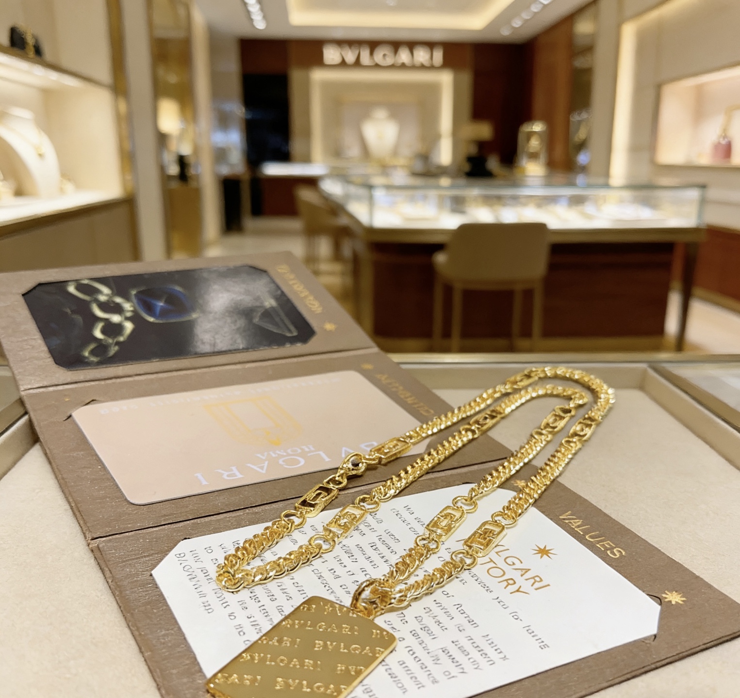 Bvlgari Bvlgari Bvlgari necklace 18K yellow gold 60cm